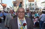 Biberacher Sch�tzenfest Jahrg�ngerumzug 2011: Jahrgang 1936 die 75er